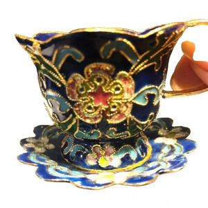 Vintage Art Decor Beautiful floral Decorative metal Mini Teacup